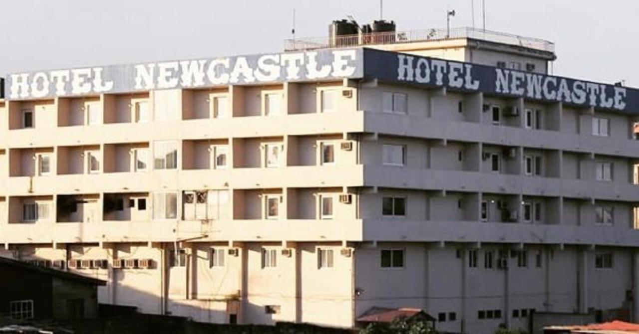 Hotel Newcastle Lagos Exteriör bild